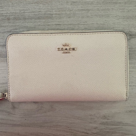 Coach wristlet and phone holder - Picture 2 of 4